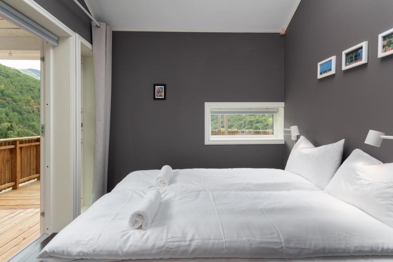 Panoramic Terrace, Huge Rain Shower And Cosy Lofts Flåm Екстериор снимка